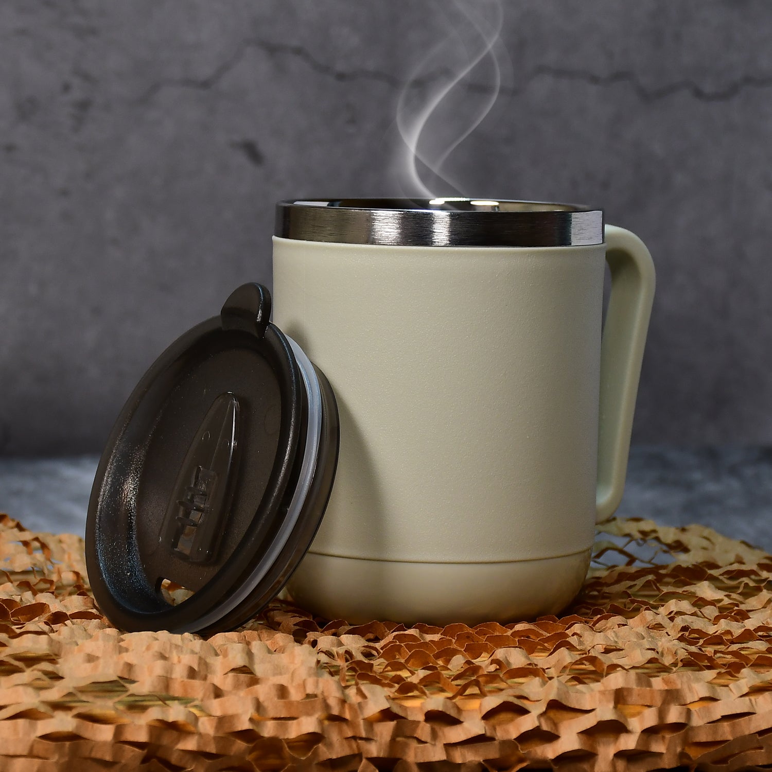 8137 Ganesh Premium Stainless Steel Coffee Mug with heat resistant mug lid. Approx 400Ml mug. DeoDap 8137 Ganesh Premium Stainless Steel Coffee Mug with heat resistant mug lid. Approx 400Ml mug. DeoDap
